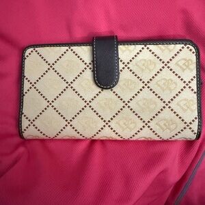 Vintage Dooney & Bourke Beige and Dark Brown Checkered Wallet